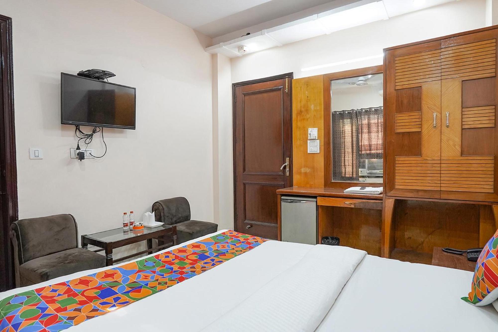 Fabhotel De Gold 3* New Delhi